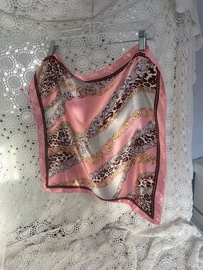 Pink Chain & Leopard Satin Scarf 20 x20 square very versatile New!